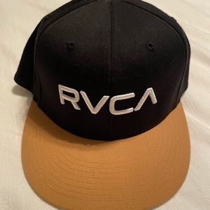 RVCA Fitted Hat L/XL